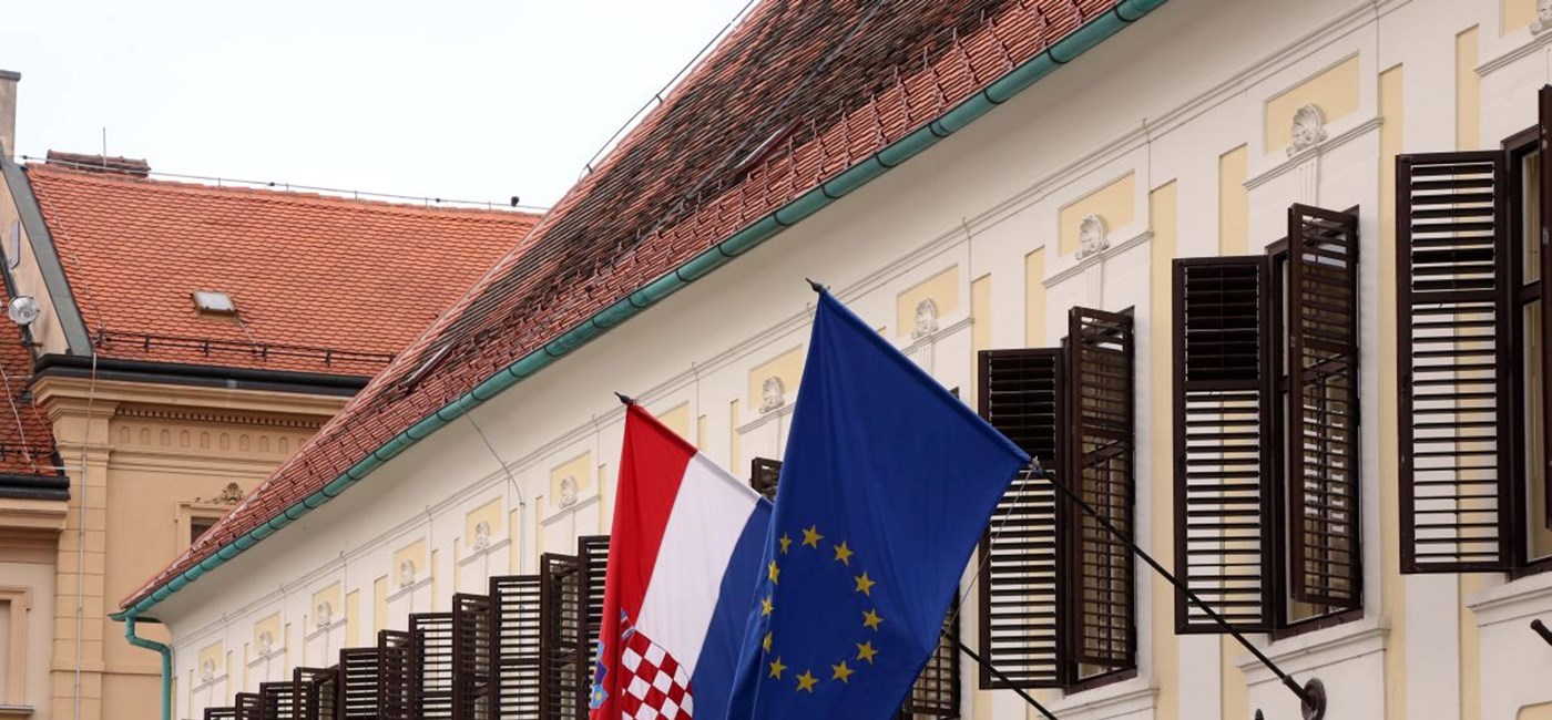 Government says Vucic's statements futile provocations